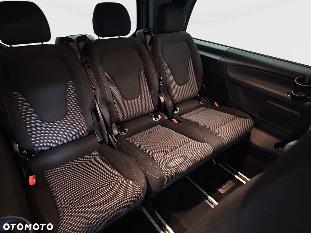 Mercedes-Benz Klasa V 250 d 4-Matic Avantgarde 9G-Tronic (d³ugi) - 31