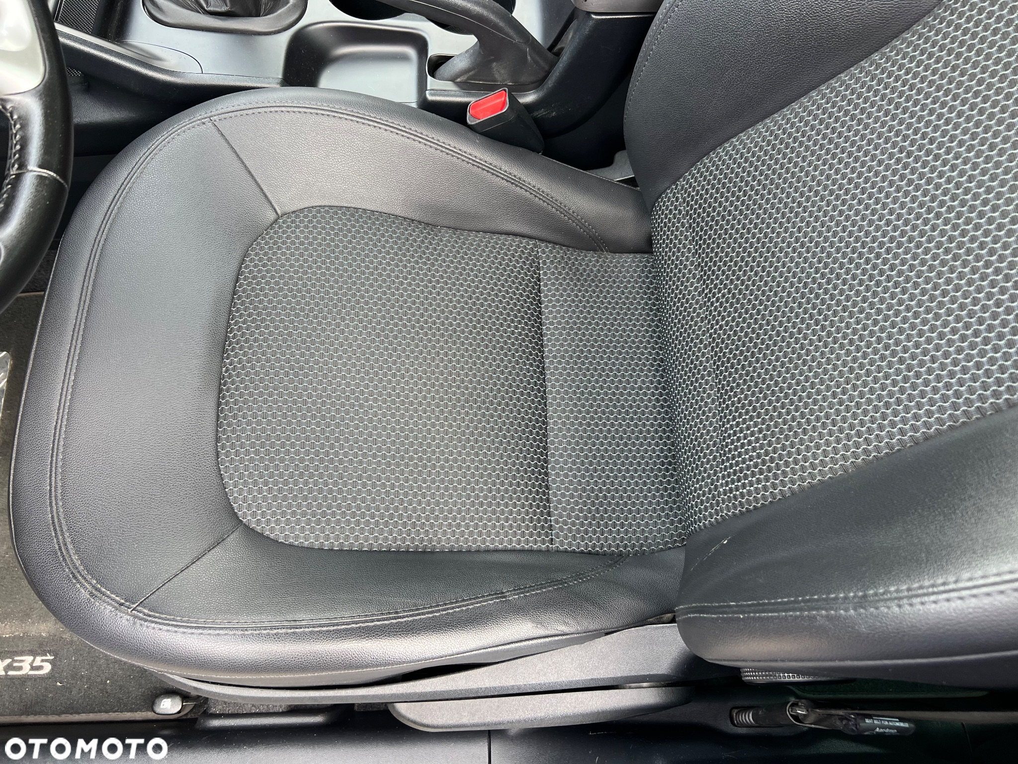 Hyundai ix35 1.7 CRDi 2WD Comfort - 28