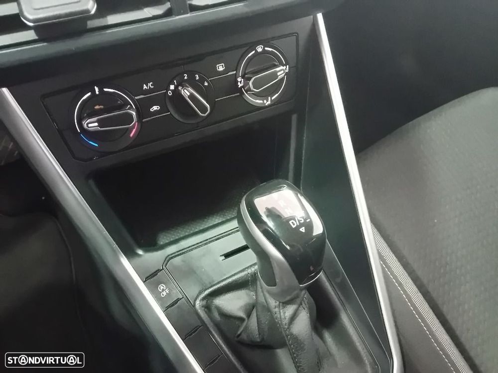 VW Polo 1.0 TSI Urban DSG - 21