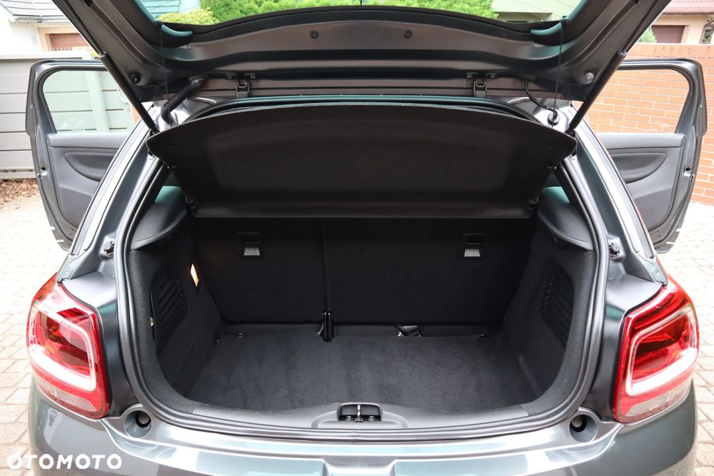 Citroën DS3 PureTech 82 SoChic - 15