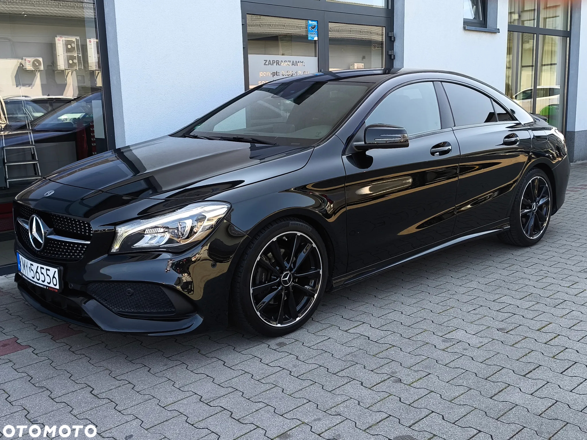 Mercedes-Benz CLA 200 7G-DCT AMG Line - 14