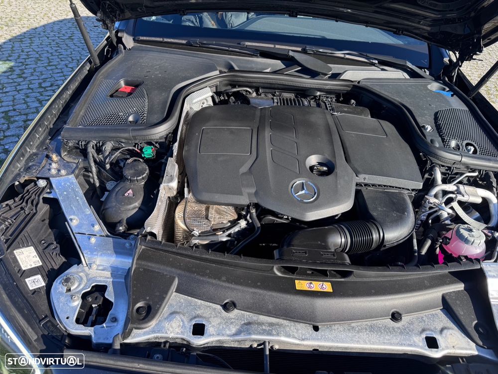 Mercedes-Benz E 300 de 9G-TRONIC AMG Line - 23