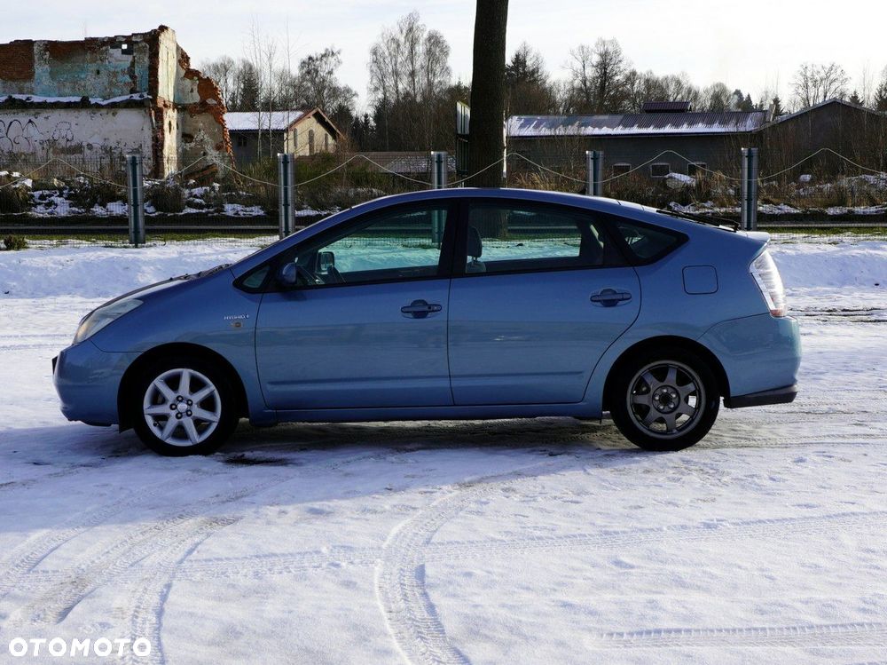Toyota Prius 1.5 VVT-i Sol - 7