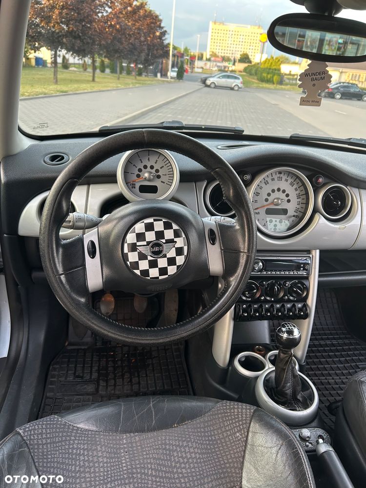 MINI Cooper Standard - 6