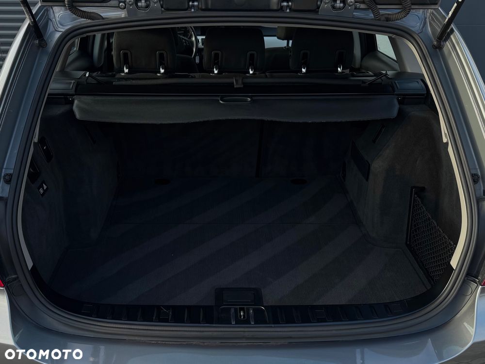 BMW Seria 3 320d DPF - 36