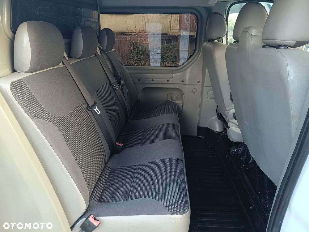 Opel Vivaro - 27