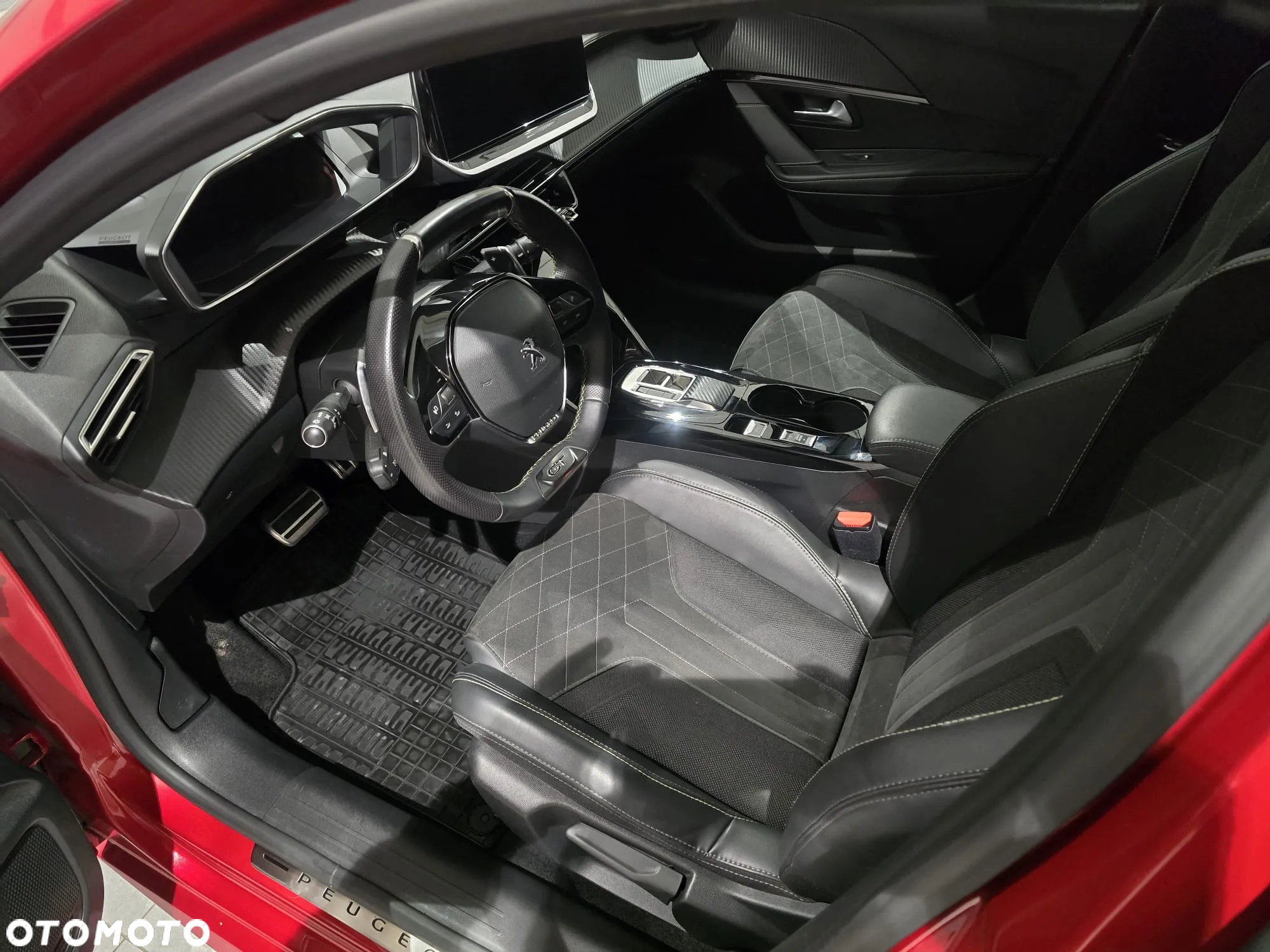 Peugeot 208 1.2 PureTech GT Pack S&S EAT8 - 8