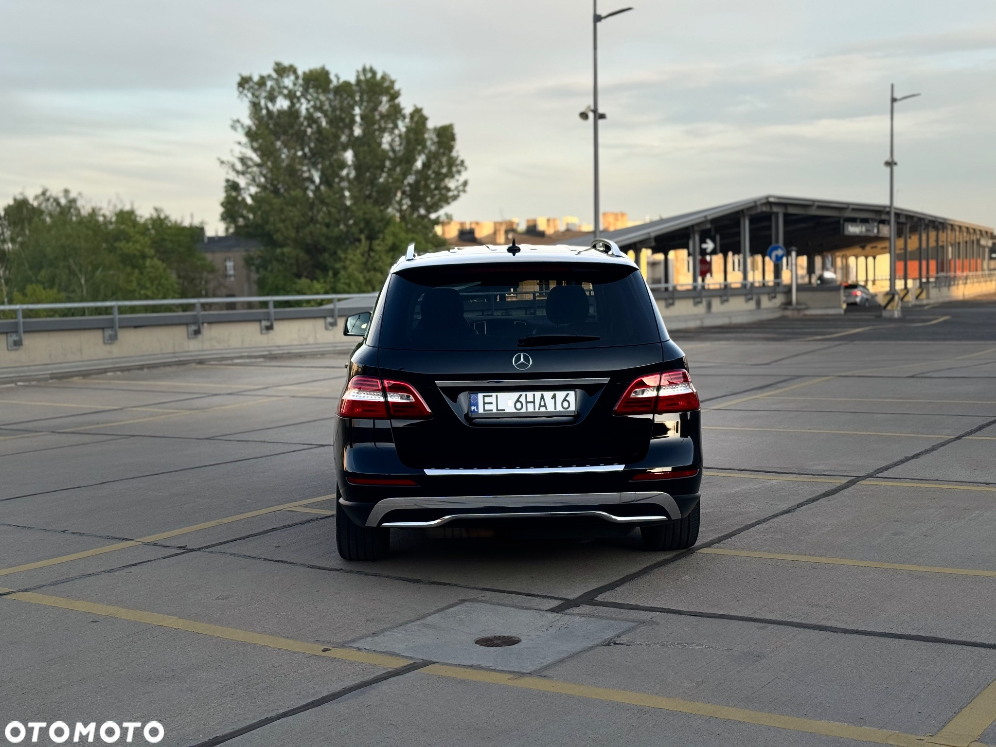 Mercedes-Benz ML 350 BlueTec 4-Matic - 8