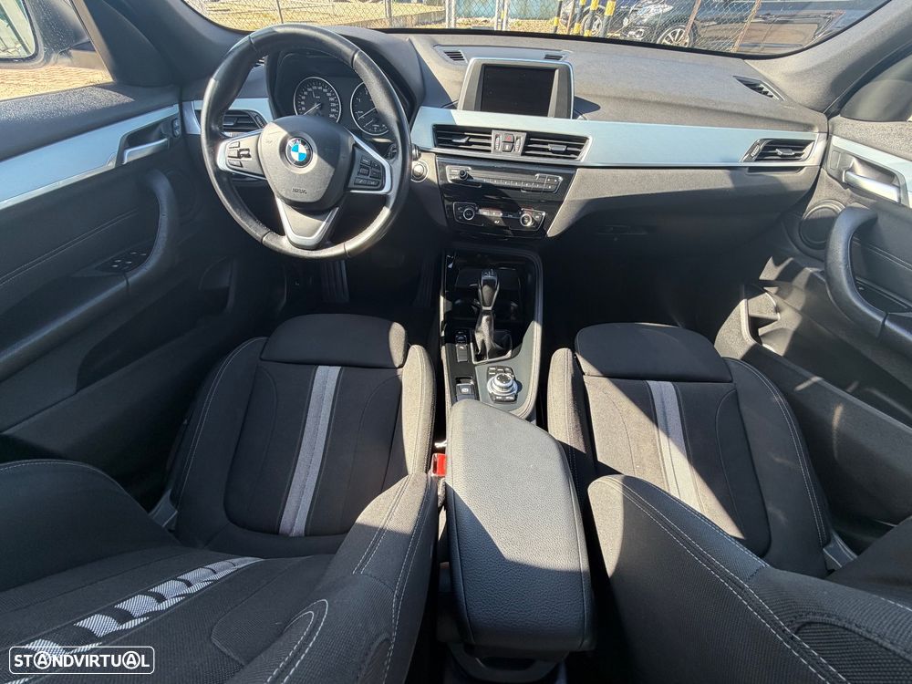 BMW X1 18 d sDrive Auto Line Sport - 11