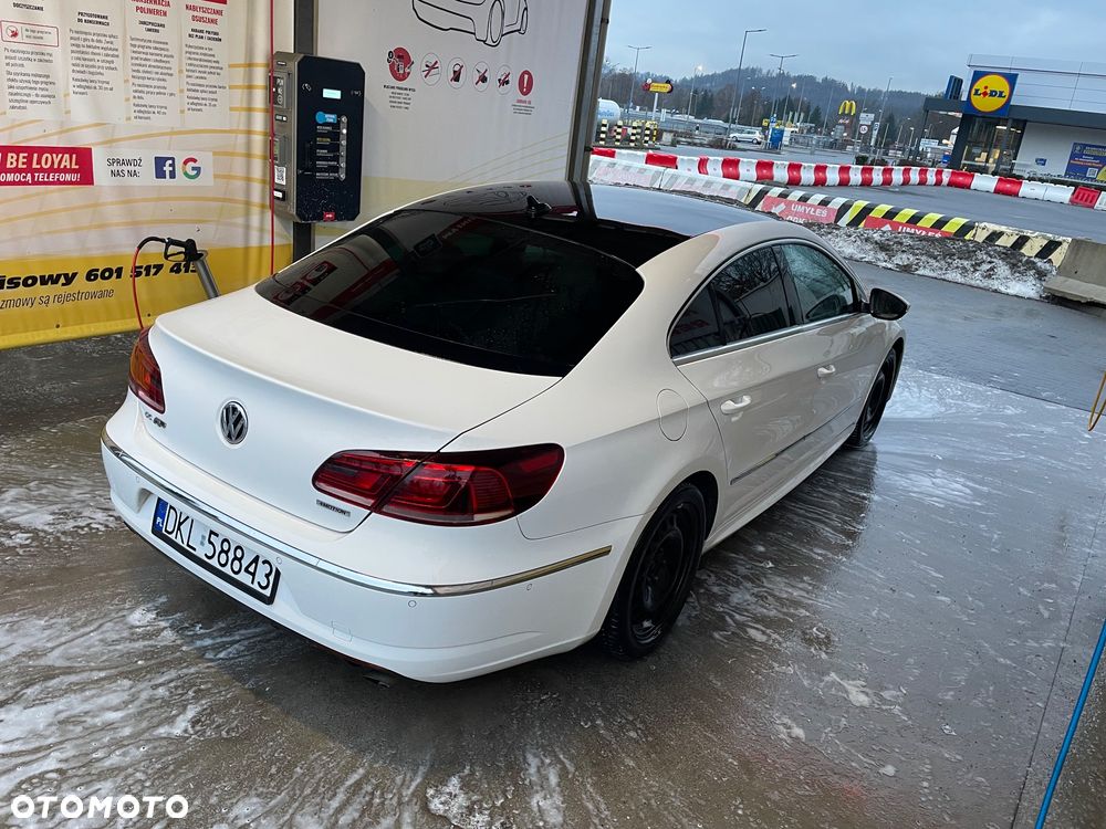 Volkswagen CC 2.0 TDI 4Motion BlueMotion Technology DSG - 2