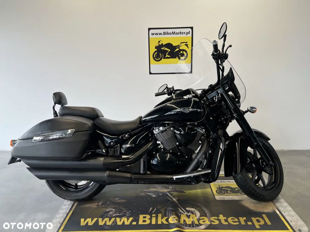 Suzuki Intruder - 1