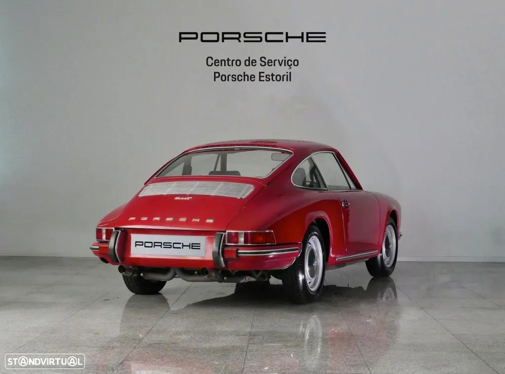 Porsche 911 Série F - 4
