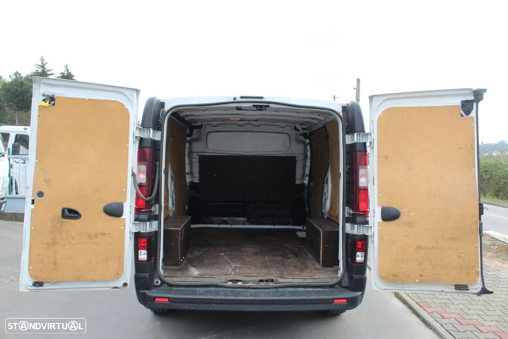 Renault Trafic 2.0 dCi L1H1 - 8