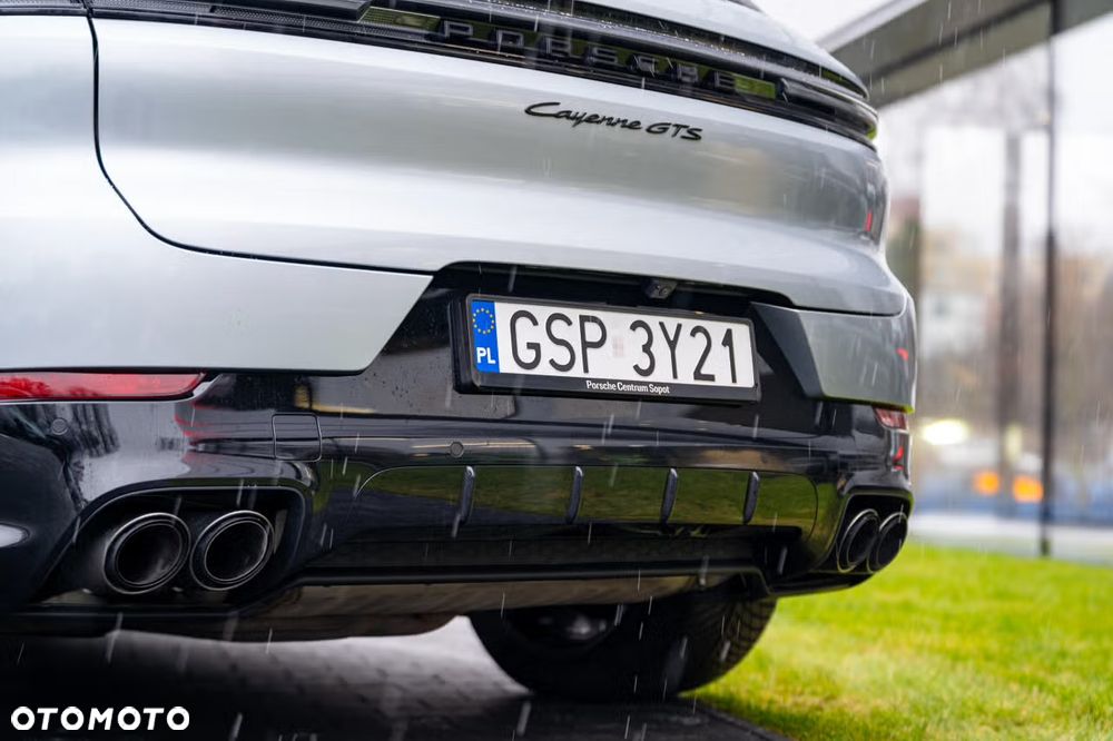 Porsche Cayenne - 8