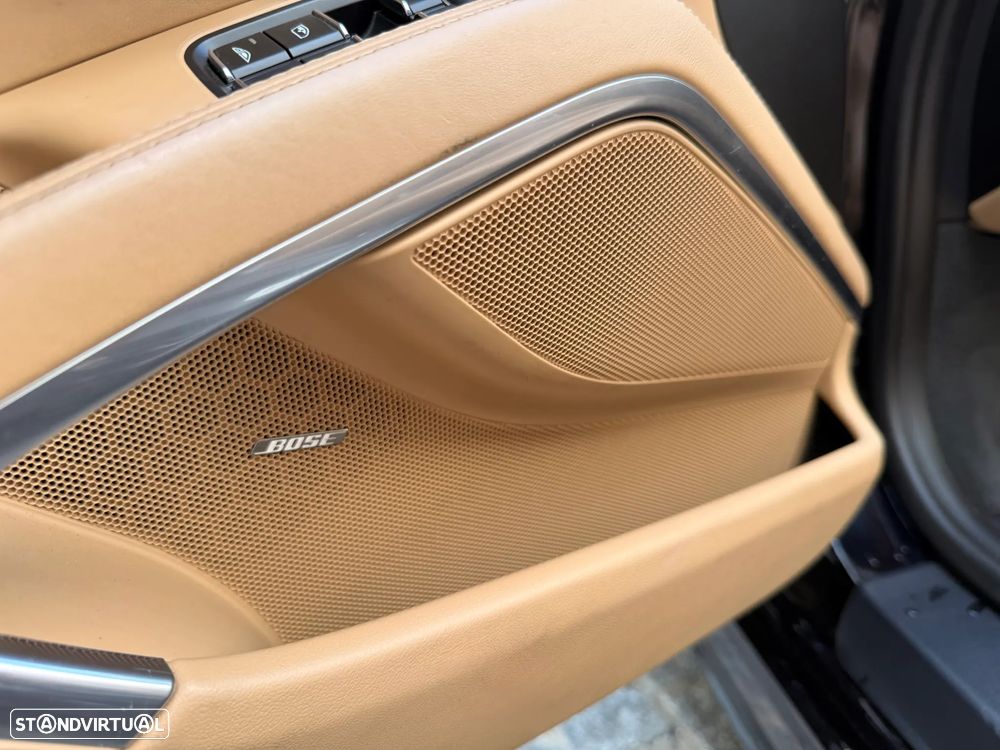 Porsche 911 (991) Carrera 4 GTS Cabriolet PDK - 34