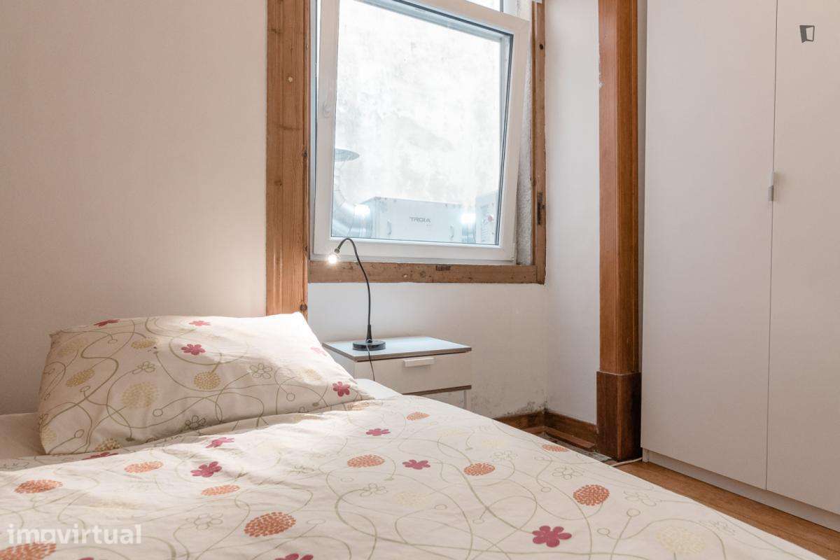 Quarto - localizado em Santa Apolónia Lisbon - Grande imagem: 4/16