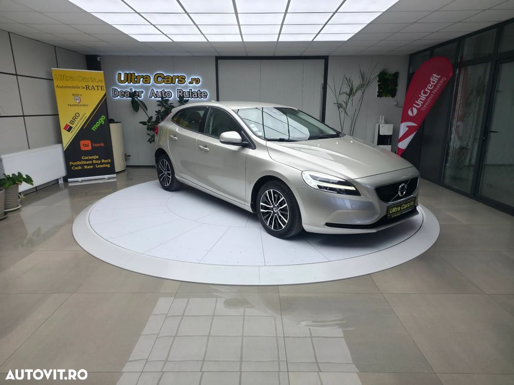 Volvo V40 D2 Aut. Momentum - 7