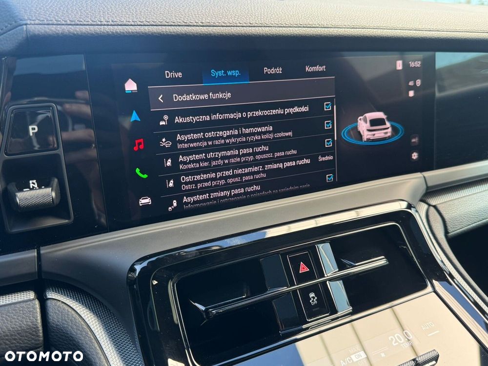 Porsche Panamera 4 E-Hybrid PHEV - 29