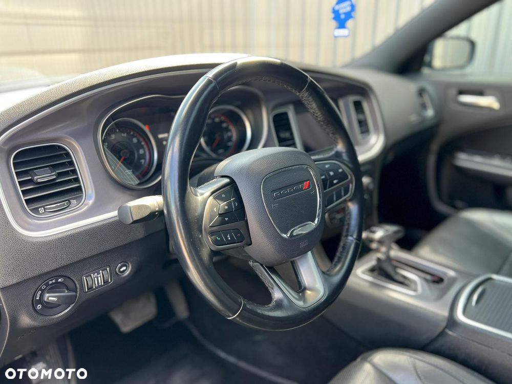 Dodge Charger 3.6 GT - 13
