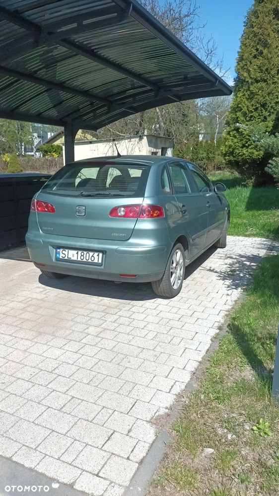 Seat Ibiza 1.4 16V Reference - 4