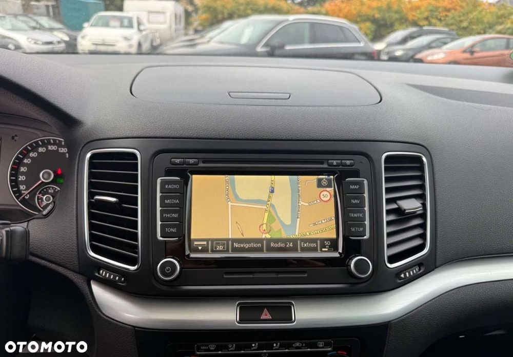 Volkswagen Sharan - 16