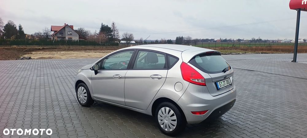 Ford Fiesta 1.25 Viva - 26