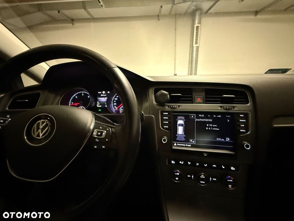 Volkswagen Golf 2.0 TDI BlueMotion Technology Lounge - 7