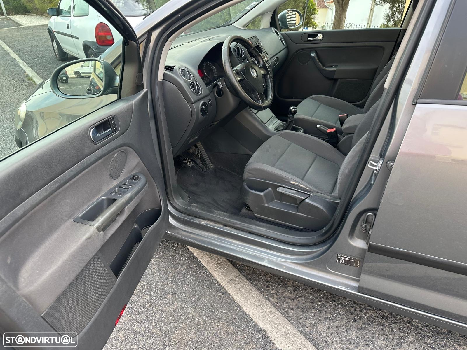 VW Golf Plus 1.9 TDi Confortline - 8