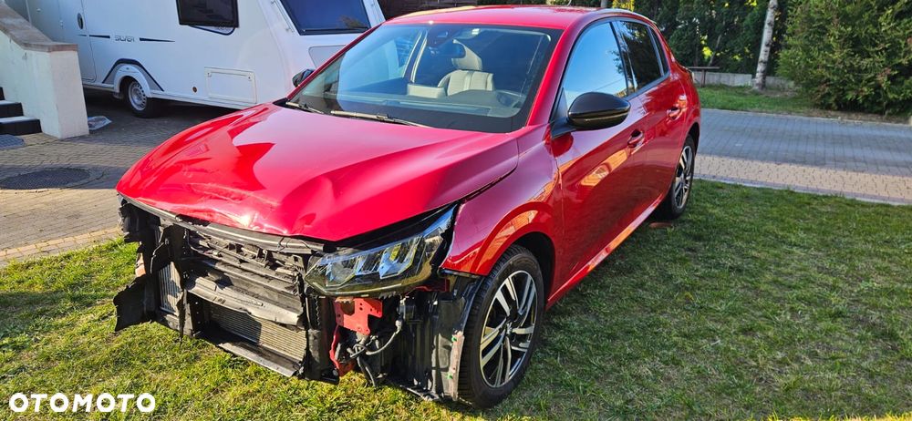 Peugeot 208 - 12