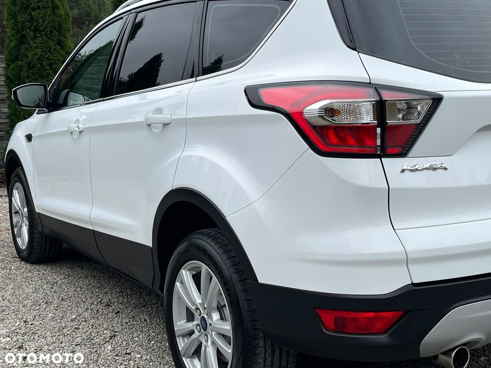 Ford Kuga - 20