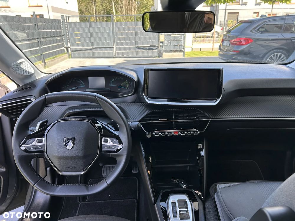 Peugeot 208 1.2 mHEV Business e-DCS6 - 9