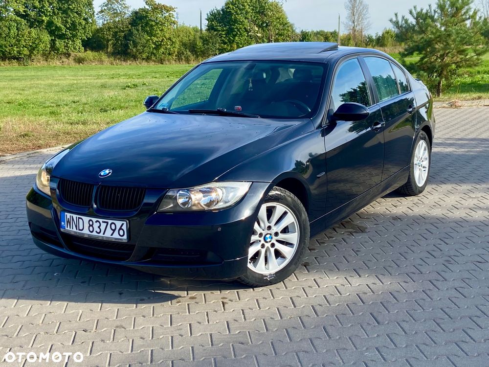 BMW Seria 3 320i - 1