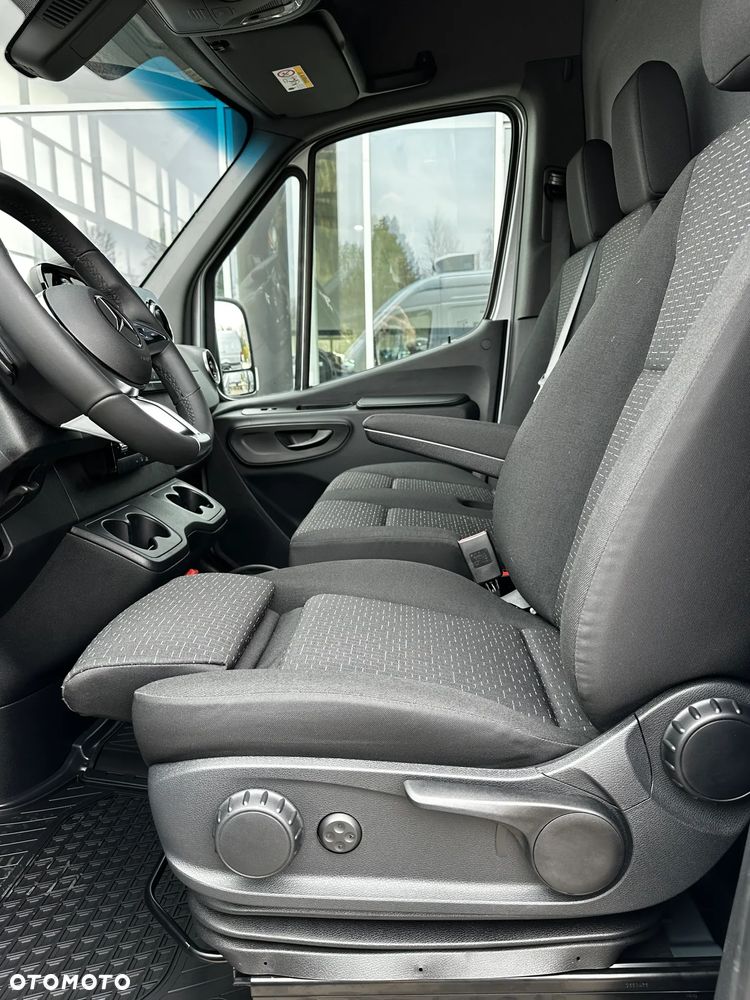 Mercedes-Benz Sprinter 317 CDI Furgon PRO Standard - 13