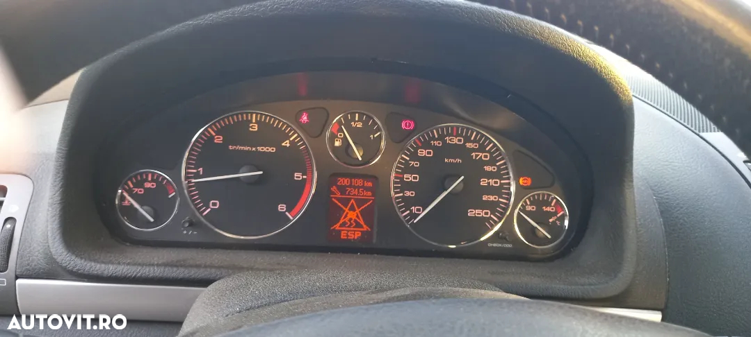 Dezmembrari/Dezmembrez Peugeot 407 - 7