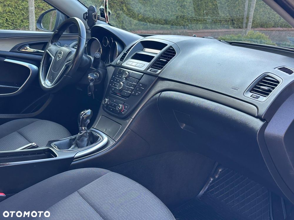 Opel Insignia 1.6 Design Edition - 11