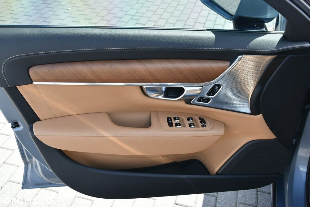 Volvo S90 - 26