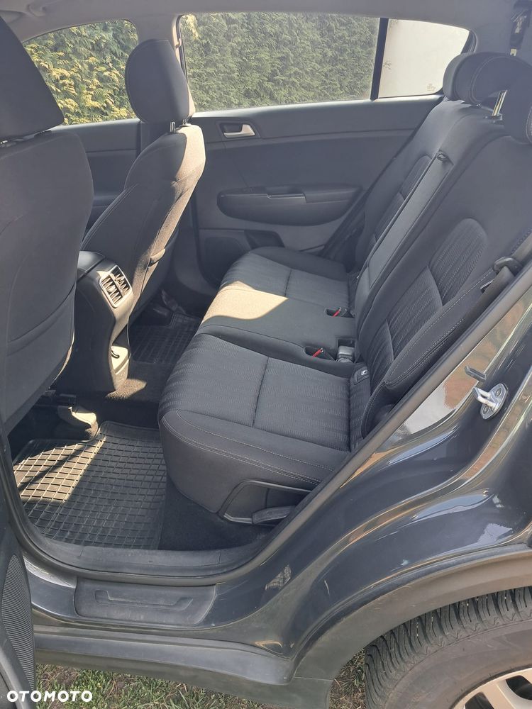 Kia Sportage 1.6 GDI L 2WD - 6