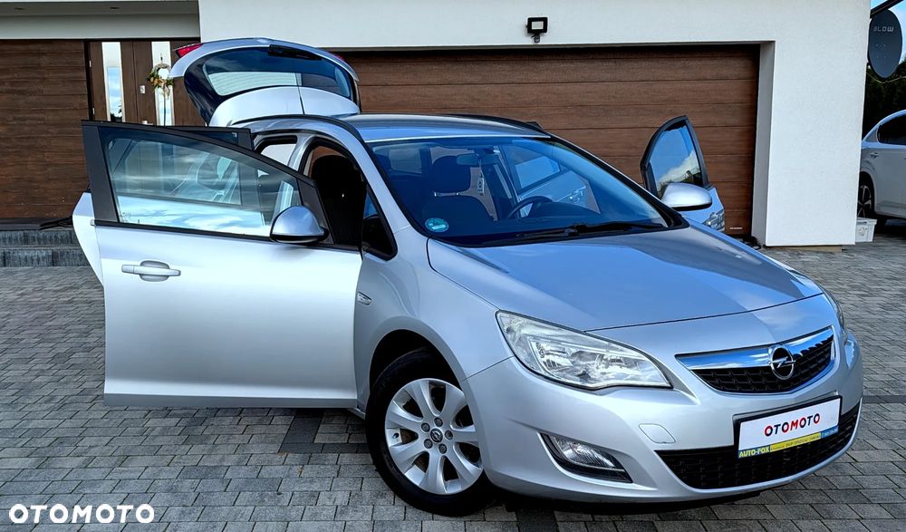 Opel Astra - 25