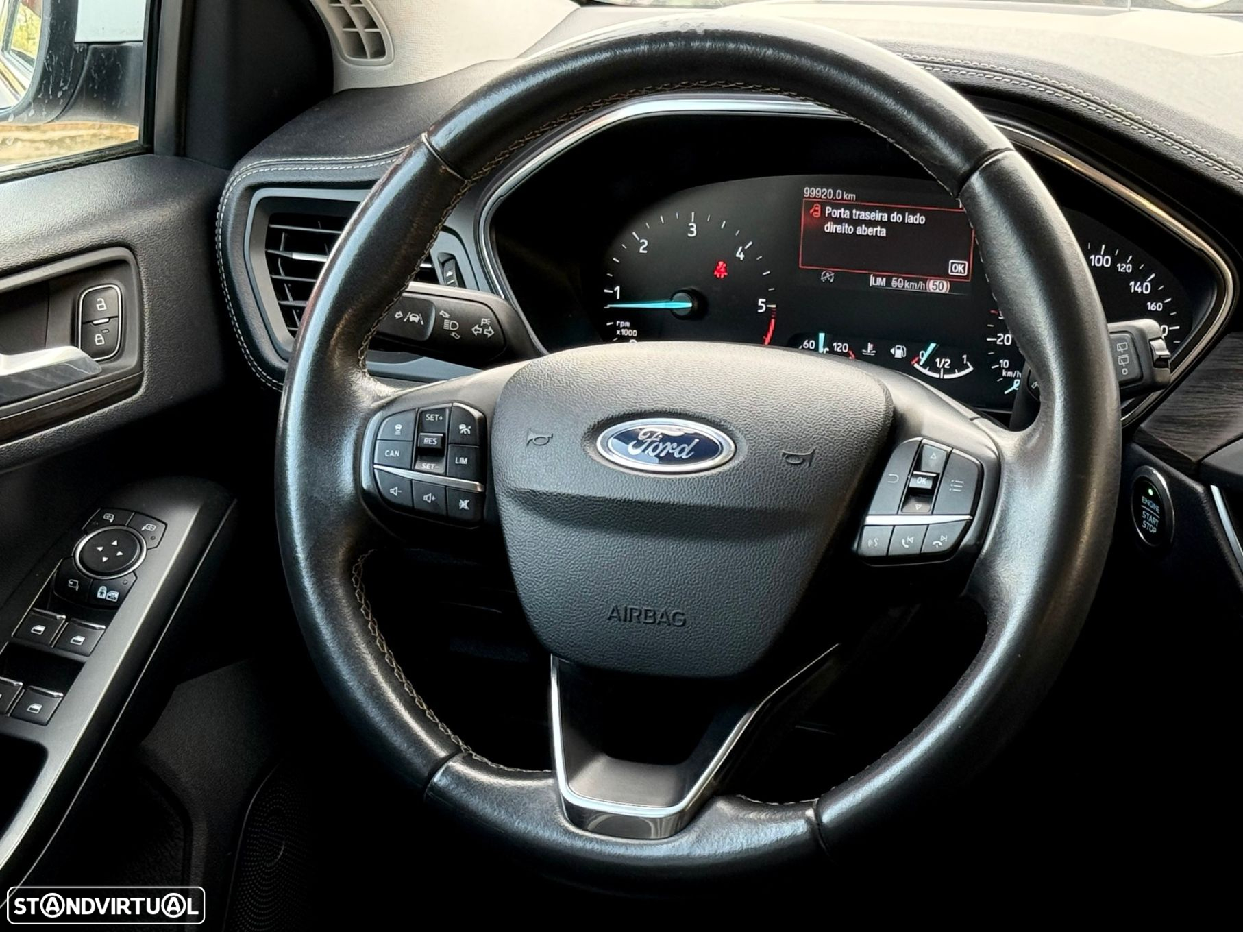 Ford Focus 1.5 TDCi EcoBlue Vignale - 11