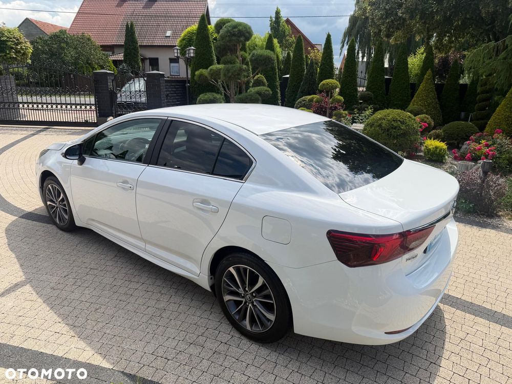 Toyota Avensis 2.0 D-4D Active Business - 11
