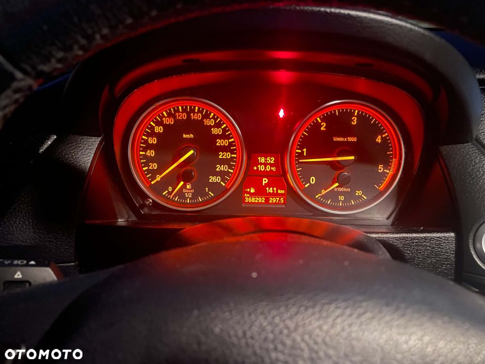 BMW X1 sDrive18d - 10