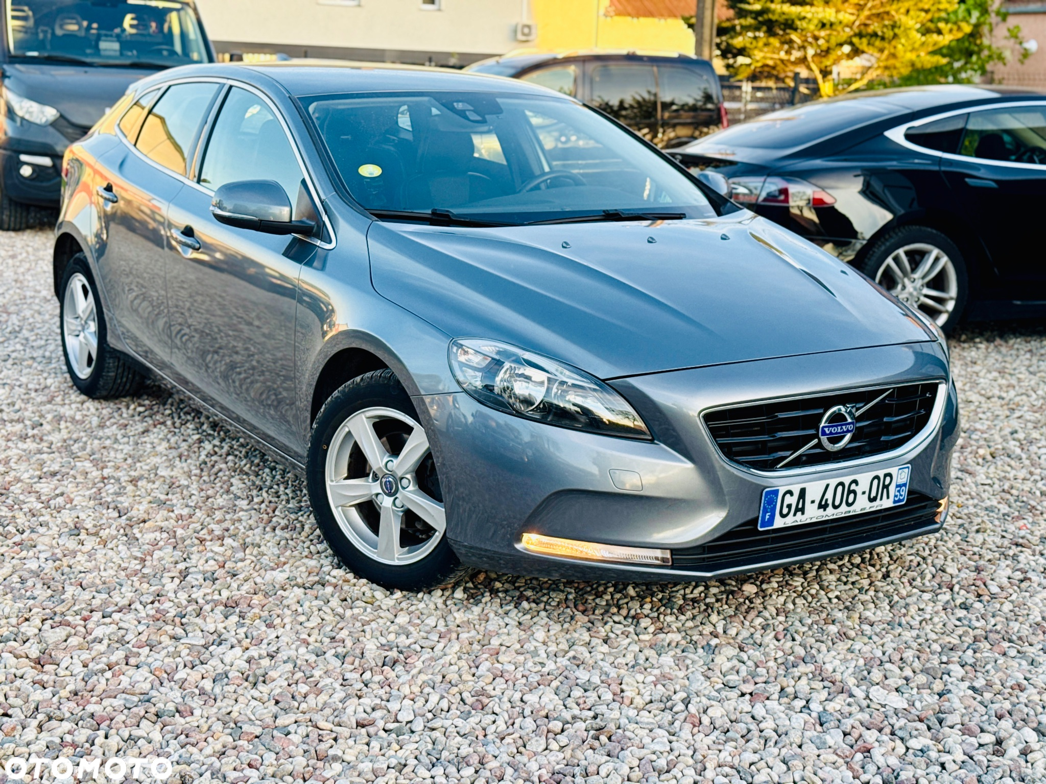 Volvo V40 D2 Drive-E Momentum - 2