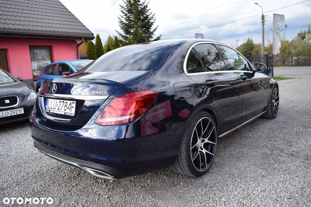 Mercedes-Benz Klasa C 400 4Matic 9G-TRONIC Exclusive - 5