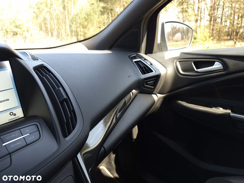 Ford Kuga 2.0 TDCi 4x4 ST-Line - 16