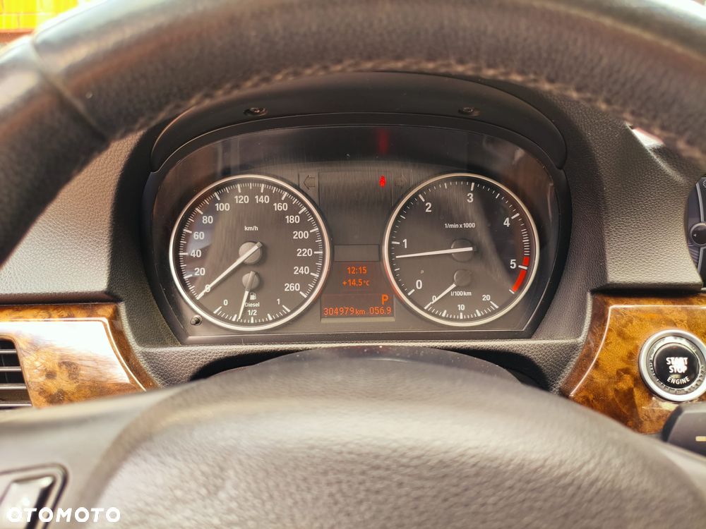 BMW Seria 3 - 16