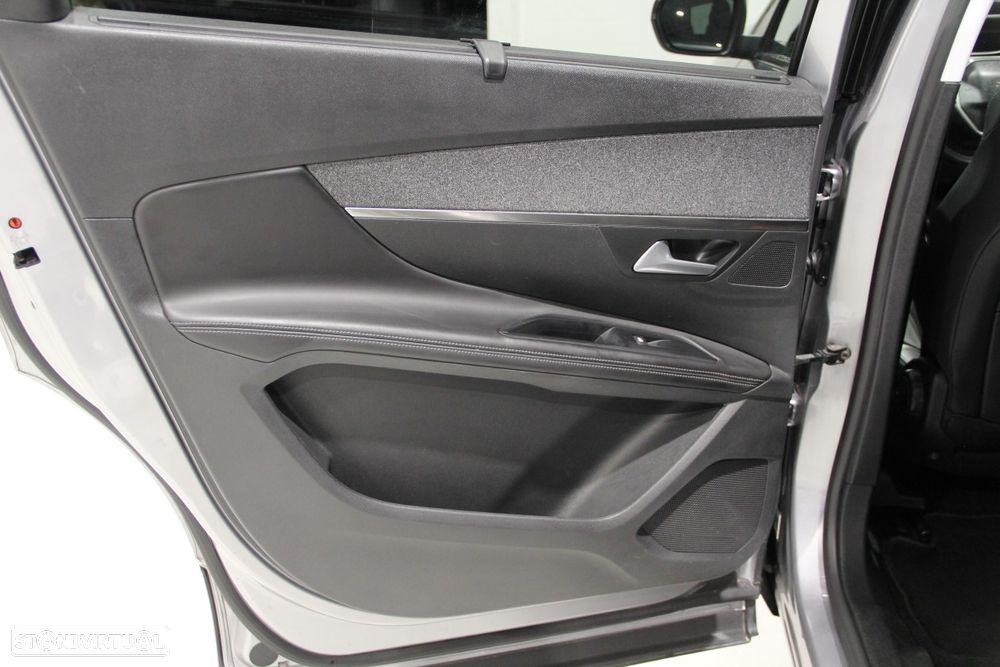 Peugeot 5008 BlueHDI 130 Allure Pack - 25