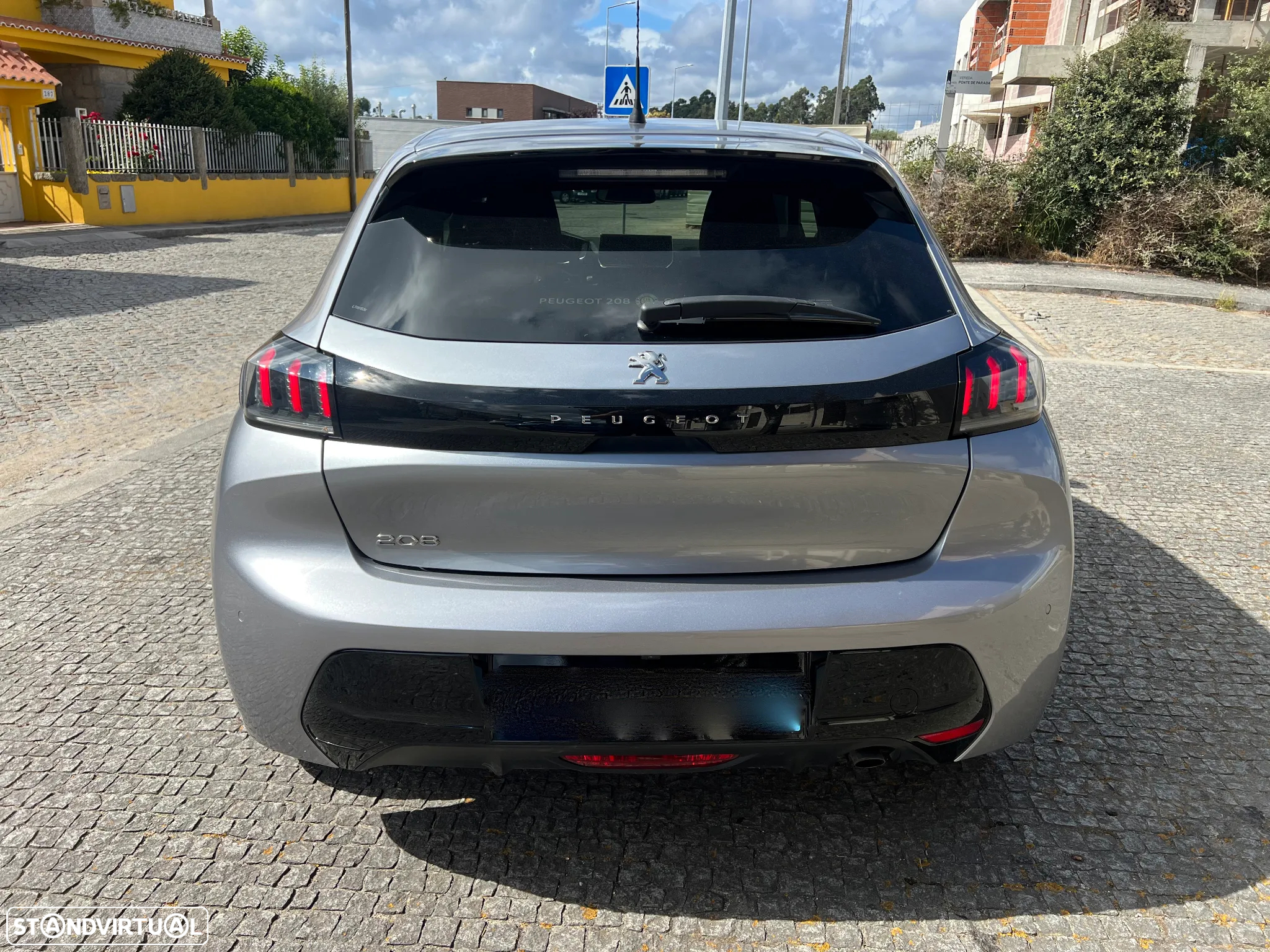 Peugeot 208 1.2 PureTech Allure - 15