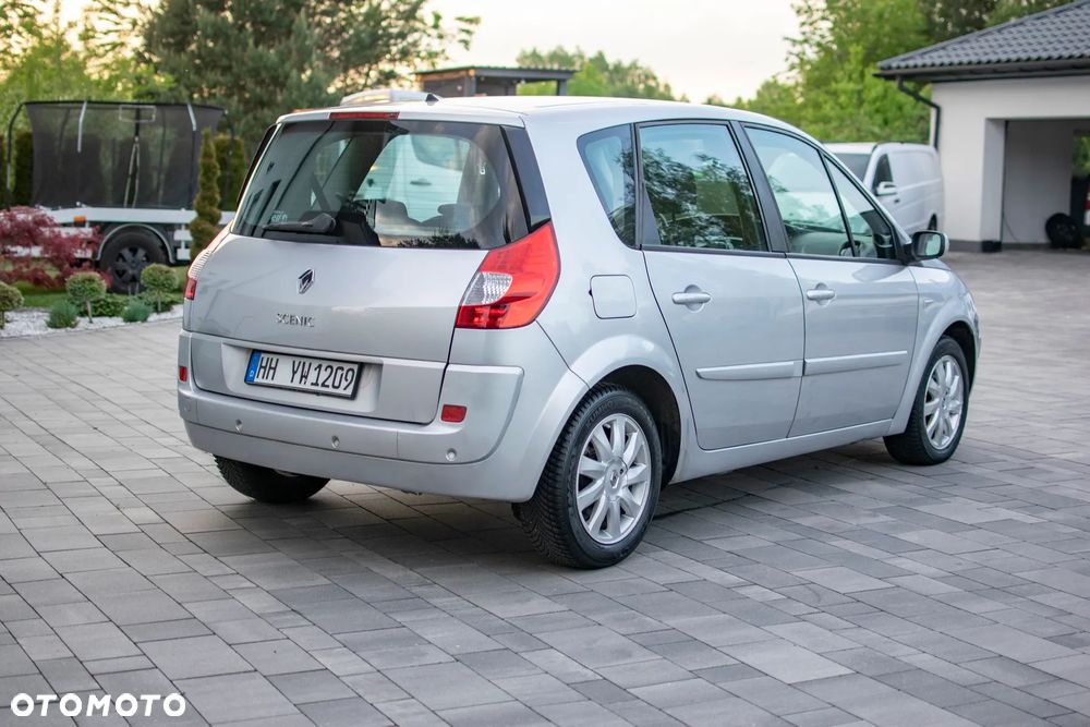 Renault Scenic - 17