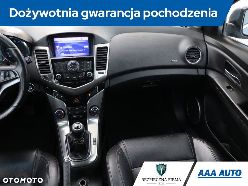 Chevrolet Cruze - 10