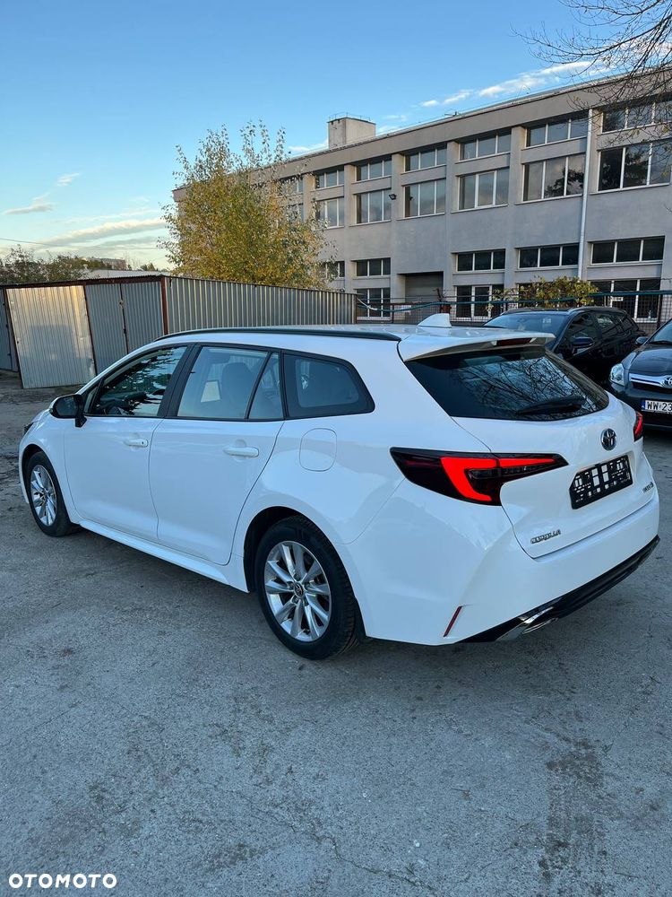 Toyota Corolla 2023 photo 3